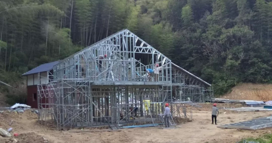 走進六安佛子嶺景區,體驗裝配式鋼結構民宿之美