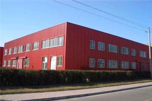 鋼結構房屋 輕質(zhì)建筑材料制造下的結構與性能解析